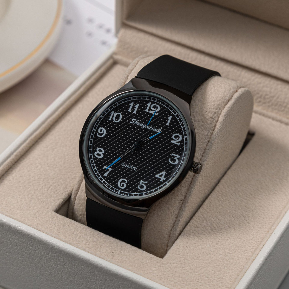 ETERNALS Everyday Quartz Watch for Men — jesou white noodles — product image 01