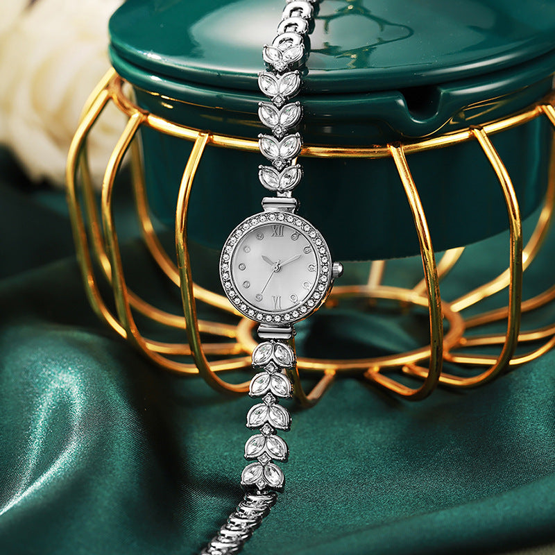 ETERNALS Minuit Épure — Mermaid-inspired decorative motif — quartz watch — product image 03