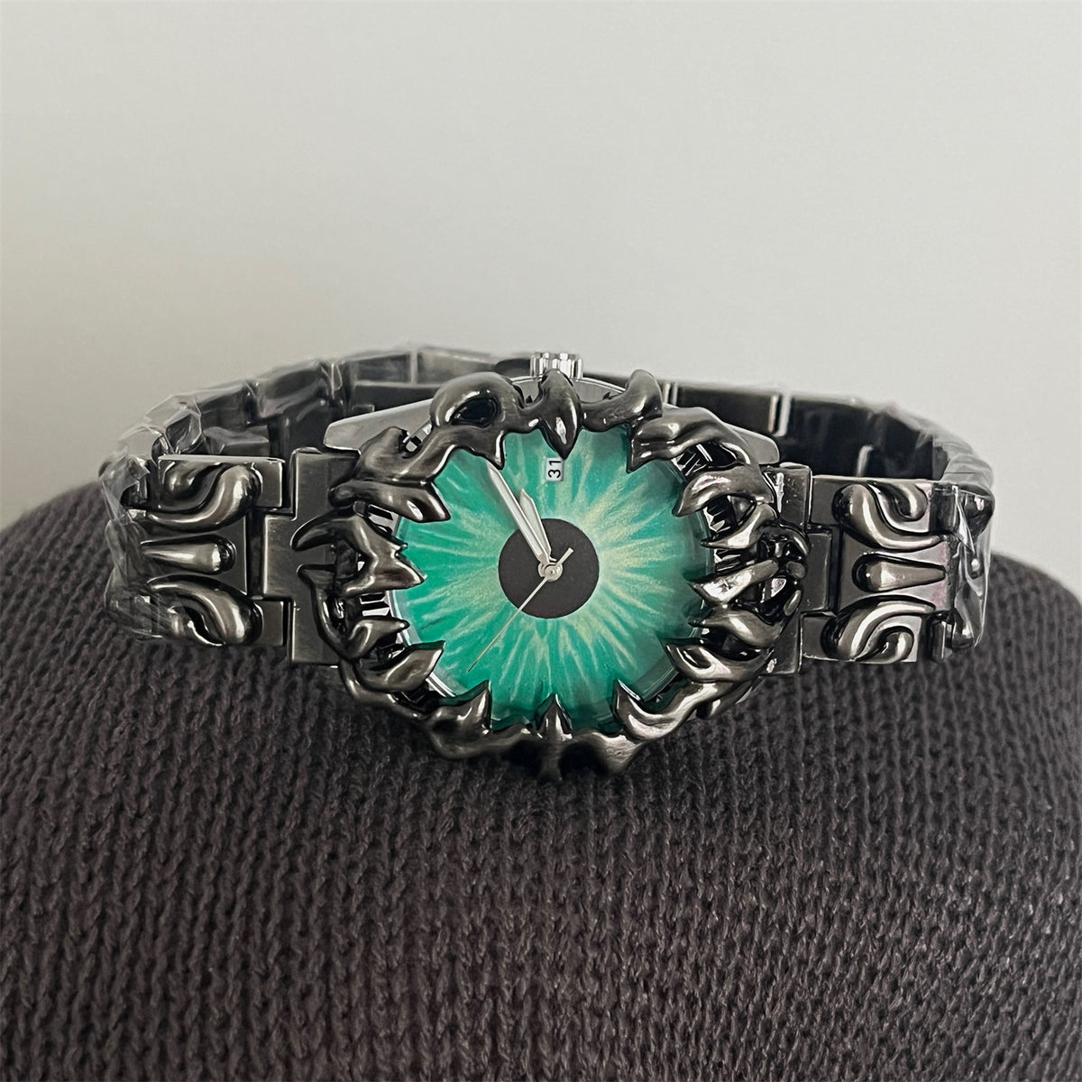 ETERNALS Solstice Essentiel — quartz watch — product image 05