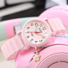ETERNALS Sélène Essentiel — Retro-inspired design — quartz watch — product image 09