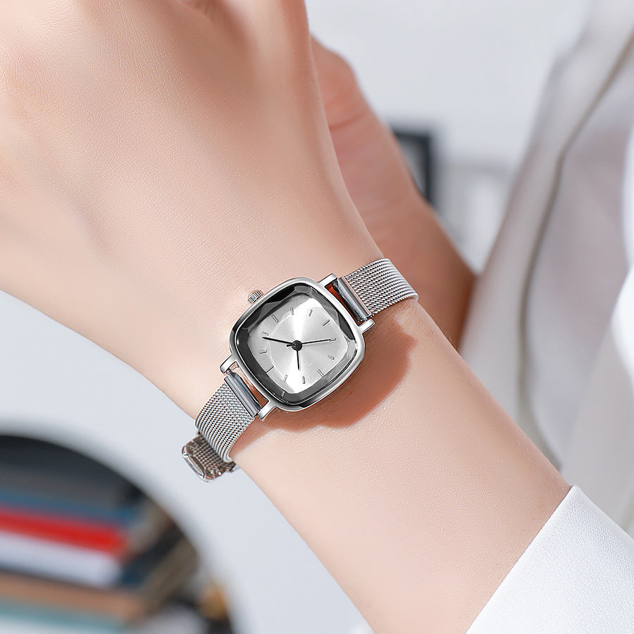 ETERNALS Équinoxe Essentiel — Retro-inspired design — quartz watch — product image 03