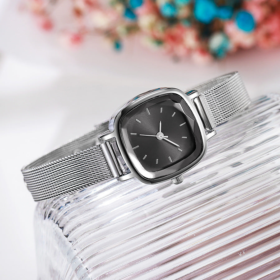 ETERNALS Équinoxe Essentiel — Retro-inspired design — quartz watch — product image 07