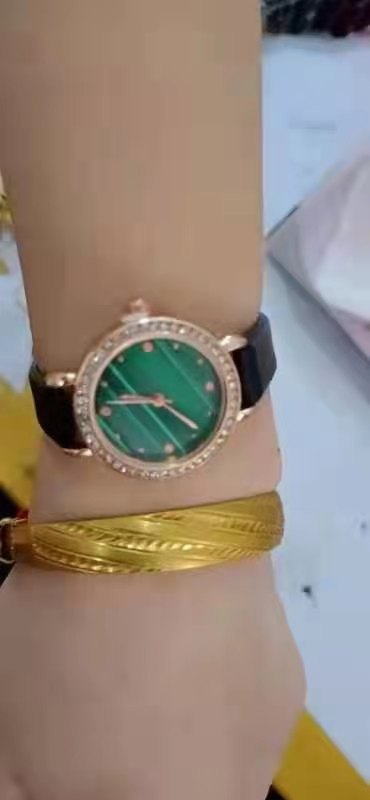 ETERNALS Retro Quartz Watch for Women — product image 04