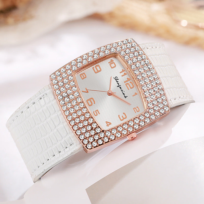ETERNALS Horizon Essentiel — Snake-inspired bracelet design — quartz watch — product image 03