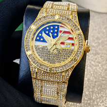 Men’s gold eagle-and-flag motif quartz watch — premium product view 11
