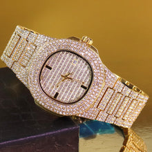 Men’s Striped Colour-Dial High-Shine Quartz Watch — gold-tone configuration