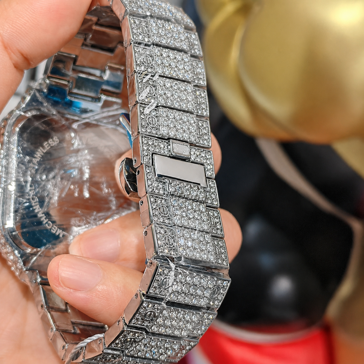 Men’s gold rounded-square Roman-numeral quartz watch — premium product view 11