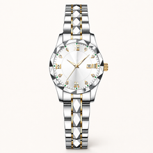 Women’s Faceted-Link Calendar Quartz Watch — Gold Tone / White Dial / Women, product photo 08