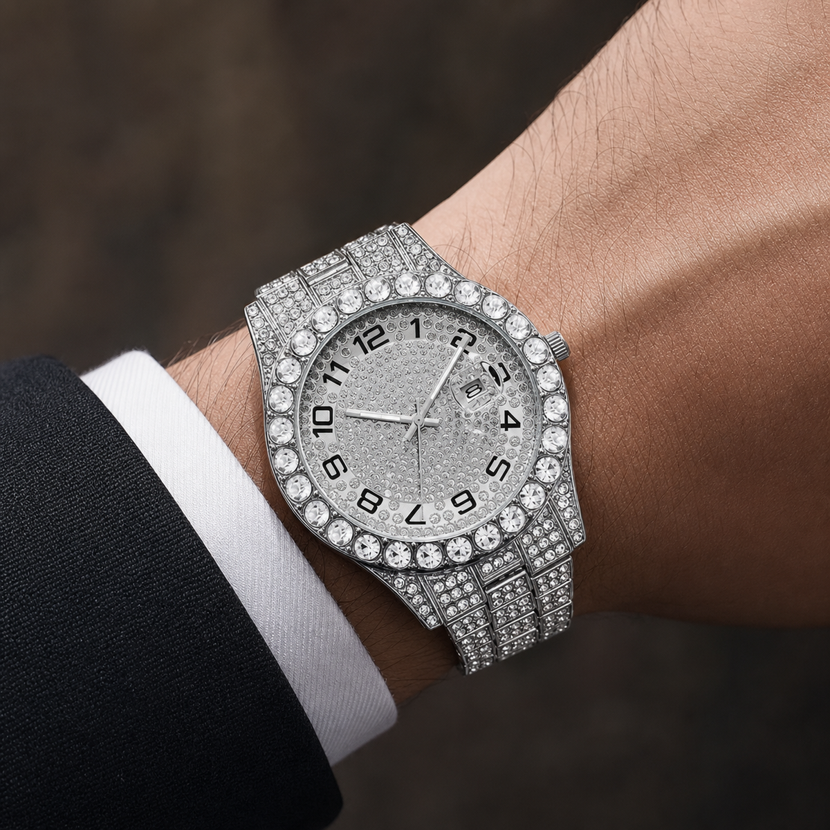 Premium regenerated product view 003 — large-numeral halo watch