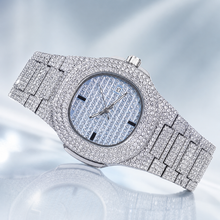 Men’s Grid-Dial Cushion-Case Calendar Quartz Watch — product photo 03