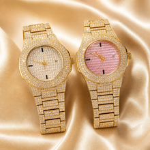Men’s Grid-Dial Cushion-Case Calendar Quartz Watch — product photo 09